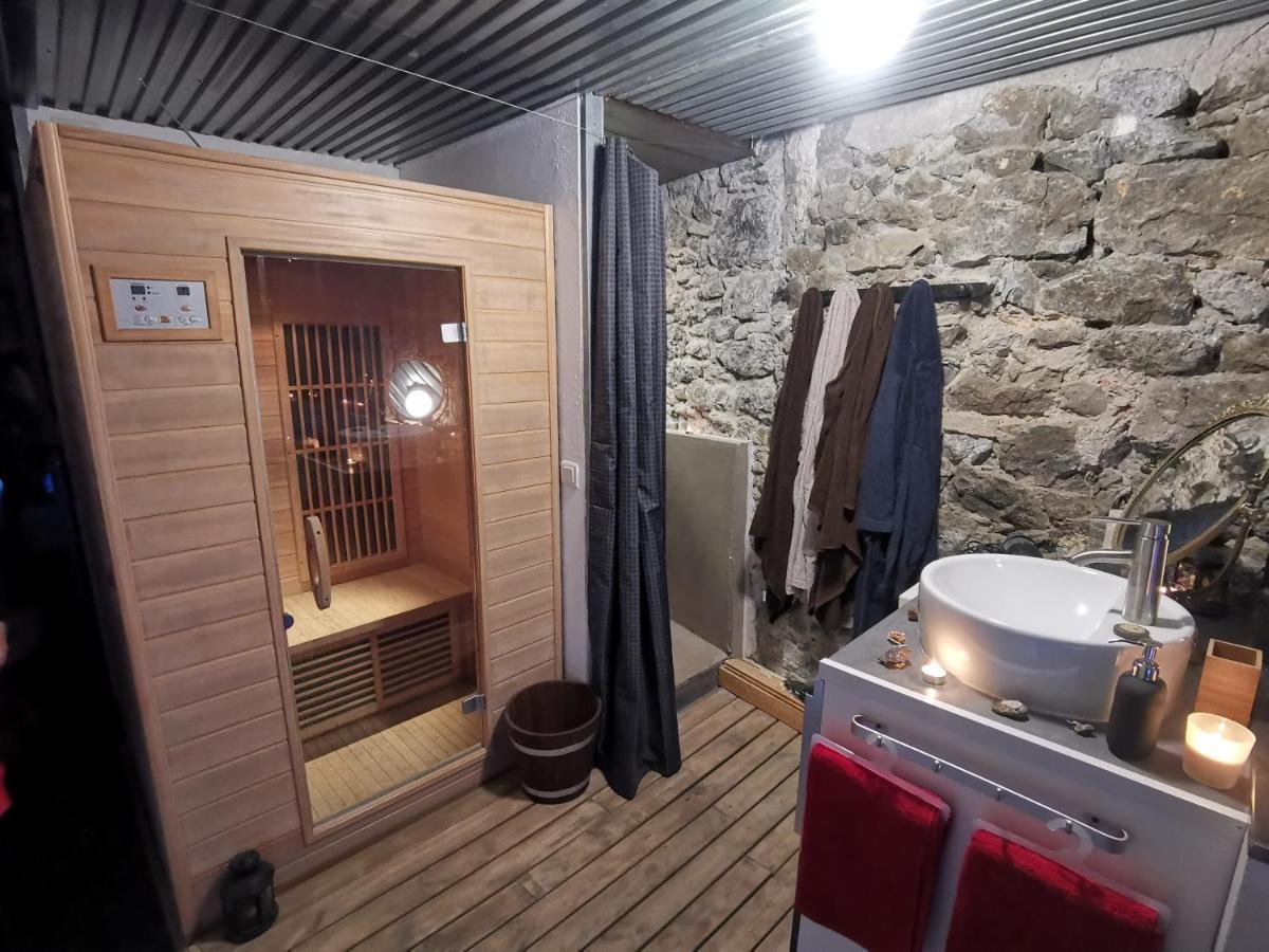 Sweet Loft Grenoble-Love Room Avec Jacuzzi & Sauna מראה חיצוני תמונה