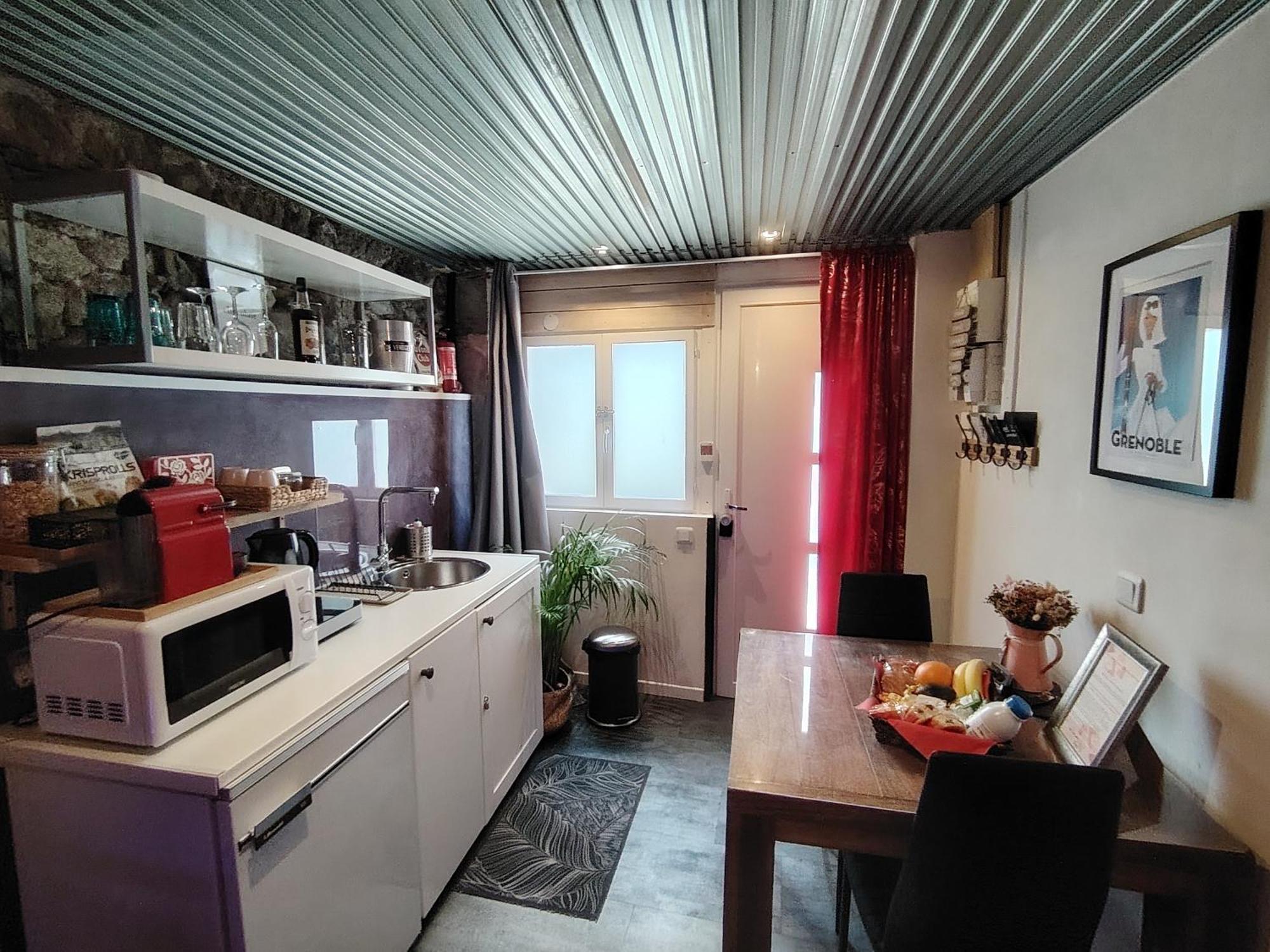 Sweet Loft Grenoble-Love Room Avec Jacuzzi & Sauna מראה חיצוני תמונה
