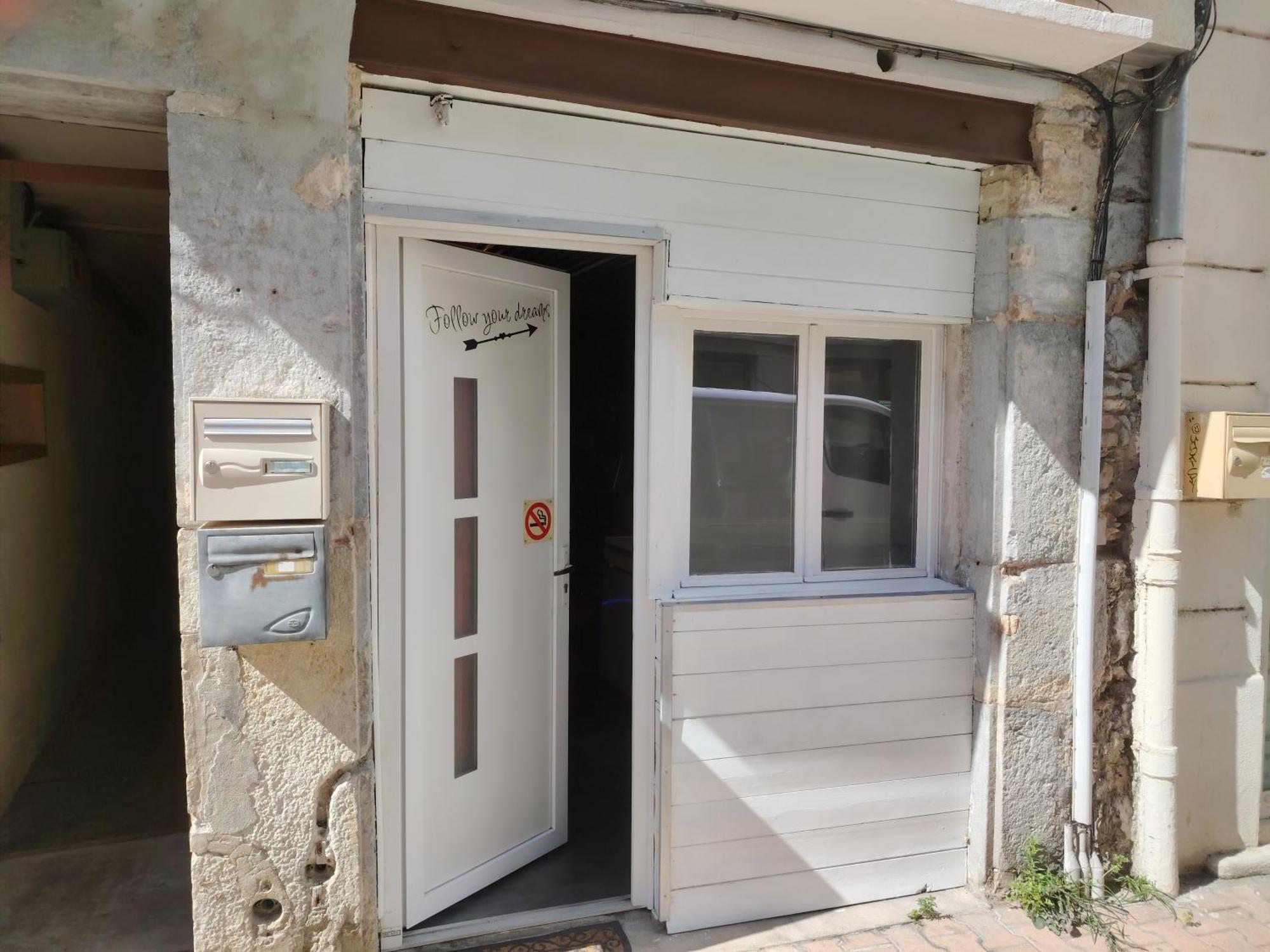 Sweet Loft Grenoble-Love Room Avec Jacuzzi & Sauna מראה חיצוני תמונה
