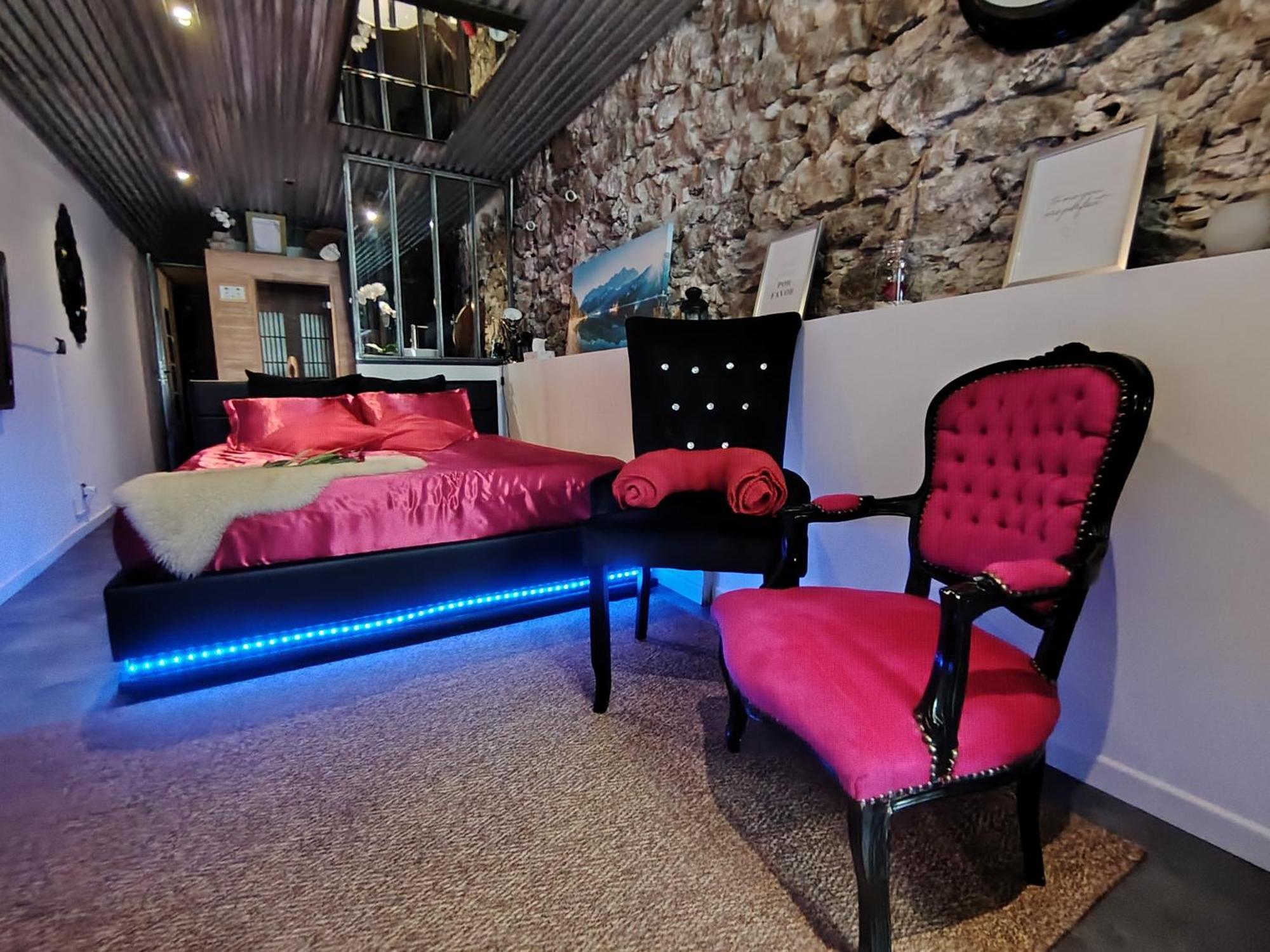 Sweet Loft Grenoble-Love Room Avec Jacuzzi & Sauna מראה חיצוני תמונה